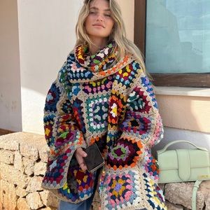 Mochi “Floor crochet sweater”